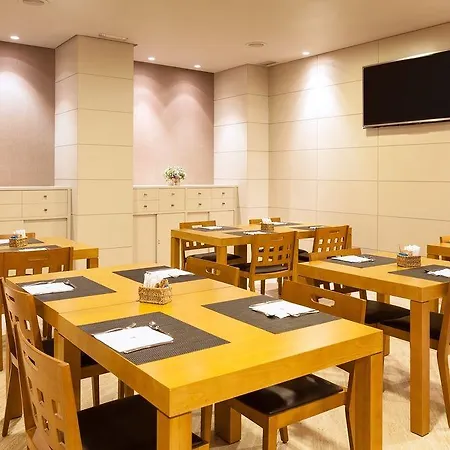 Nh Principado Hotel 4*