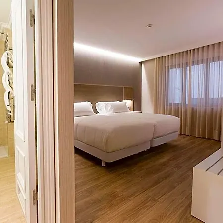 Hotell Nh Principado 4*