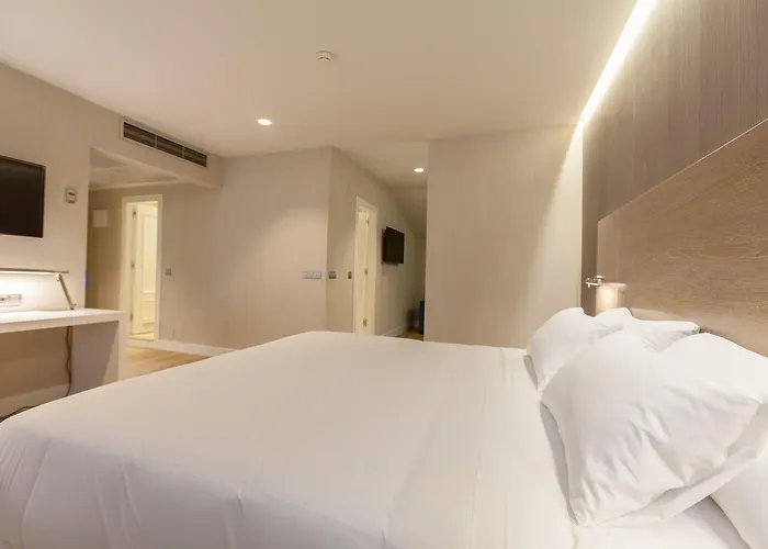 Nh Principado Готель Ов'єдо