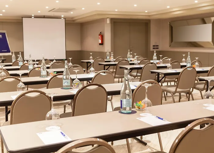 Nh Principado Готель