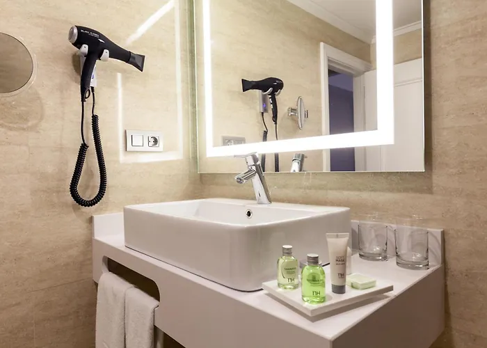 Готель Nh Principado Ов'єдо