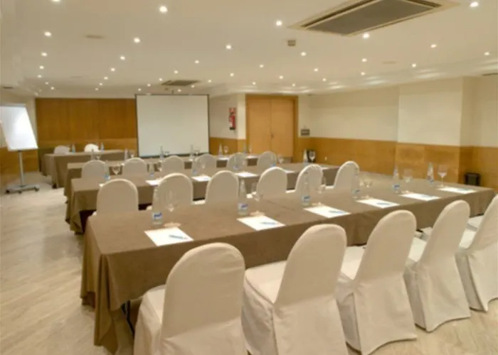 Nh Principado Ов'єдо